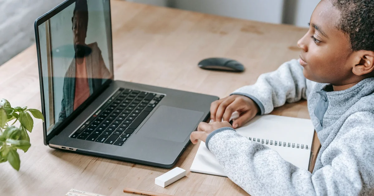 Inclusão Digital e Tecnologia no Brasil: Desafios e Oportunidades