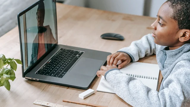 Inclusão Digital e Tecnologia no Brasil: Desafios e Oportunidades